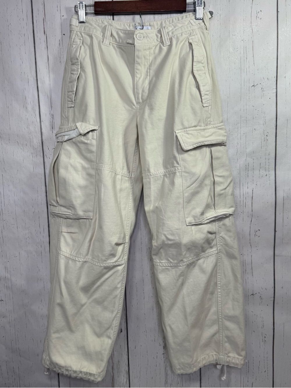 Tna Aritzia Cream Parachute Cargo Pants Utility Gorpcore Utility Streetwear 2